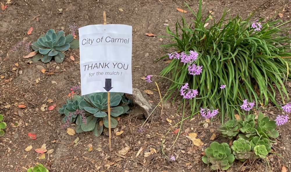 Mulch sign